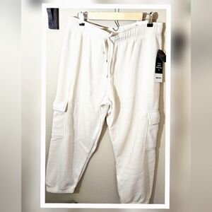 NWT Dyce cropped fleece sweats...Size xl
